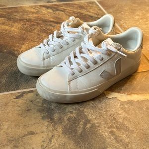 Veja Campo Sneakers - Size 40